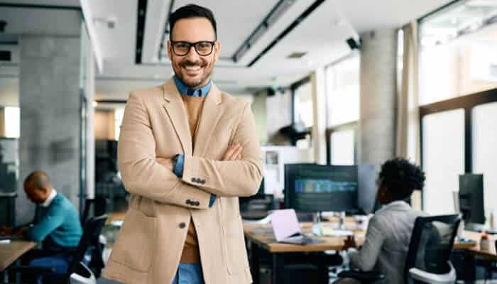 How to Stay Focused and Motivated While Starting a Business -StartupEditor